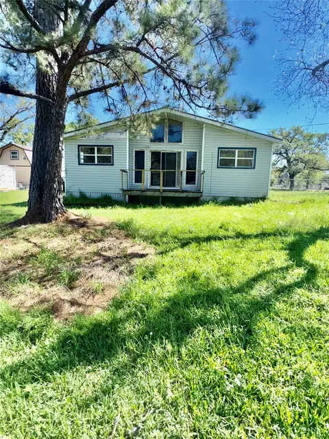 10 Tomahawk St, Huntsville, TX 77320