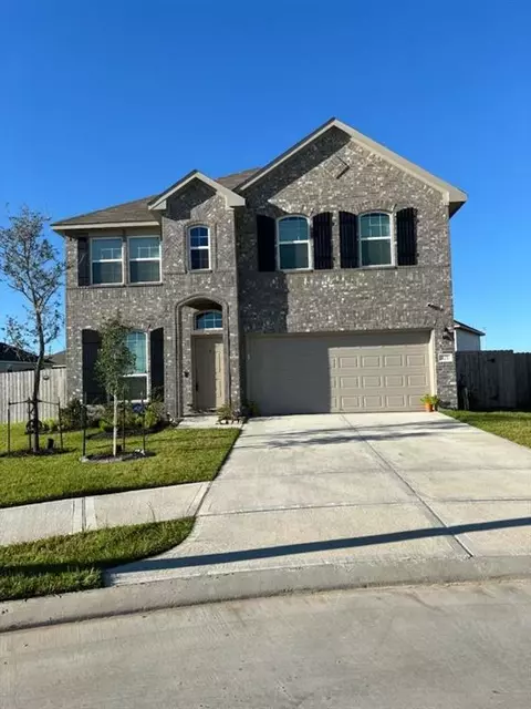 321 Bennett, Angleton, TX 77515 photo 1