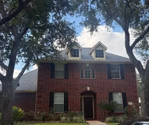 2438 Plantation Bend Dr, Sugar Land, TX 77478