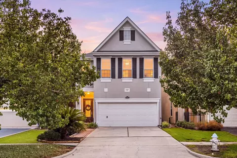 137 White Dr, Bellaire, TX 77401