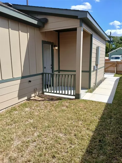 6426 Calhoun Rd, Houston, TX 77021