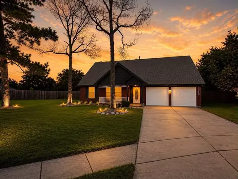 3019 Lotus Ln, Pearland, TX 77584