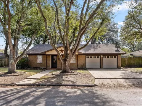 2728 Encino Ave, Bay City, TX 77414