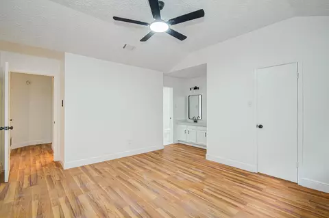 Bedroom - 24127 Spring Towne Dr, Spring, TX 77373 photo 4 of 7