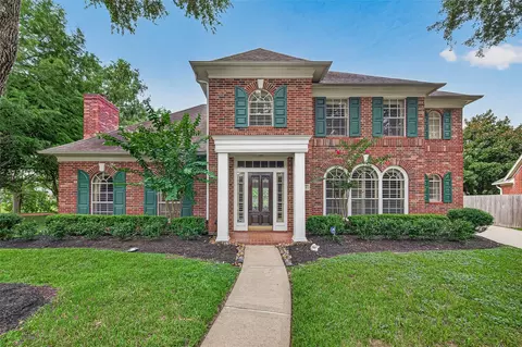 17411 Rolling Brook Ct, Sugar Land, TX 77479