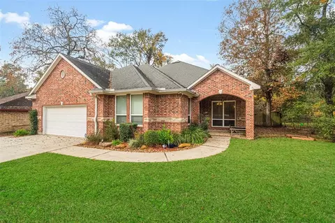 54 Rolling Hills Dr, Conroe, TX 77304 photo 1