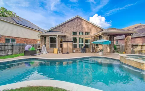 13512 Palo Lake Ln, Houston, TX 77044