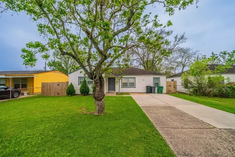 4306 Groton Dr, Houston, TX 77047