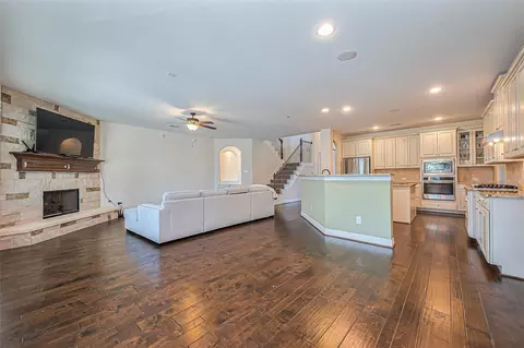 Living - 10018 Durango Path Ln, Cypress, TX 77433 photo 4 of 5