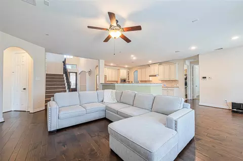 Living - 10018 Durango Path Ln, Cypress, TX 77433 photo 2 of 5