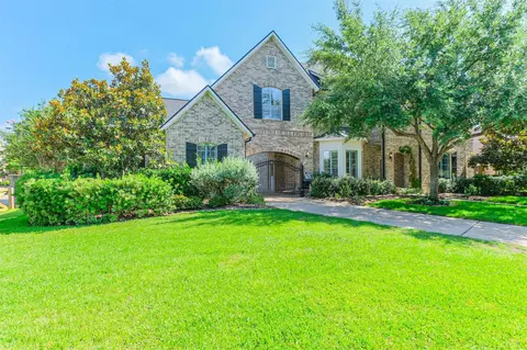 11926 Hallowed Stream Ln, Cypress, TX 77433
