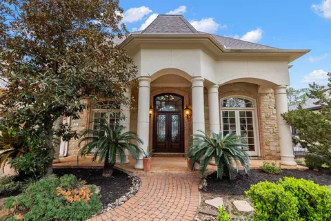 6 Harmony Links Pl, The Woodlands, TX 77382