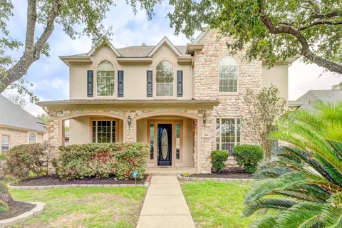 2104 Windy Shores Dr, Pearland, TX 77584