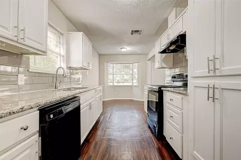 22318 Meadowgate Dr, Spring, TX 77373 photo 6