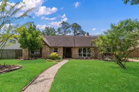 8107 Coolshire Ln, Houston, TX 77070