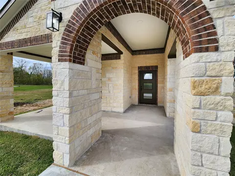 345 County Rd 6242, Dayton, TX 77535
