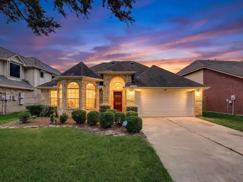 4619 Schiller Park Ln, Sugar Land, TX 77479