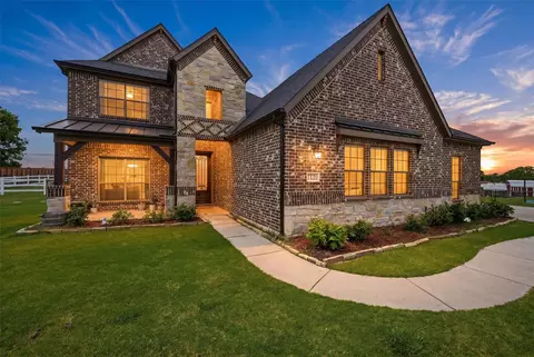 1120 Cedar St, Howe, TX 75459