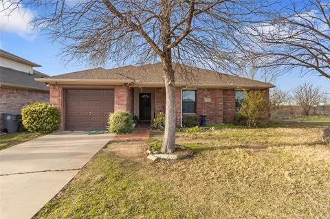 5203 Eagle Heights Dr, Dallas, TX 75212