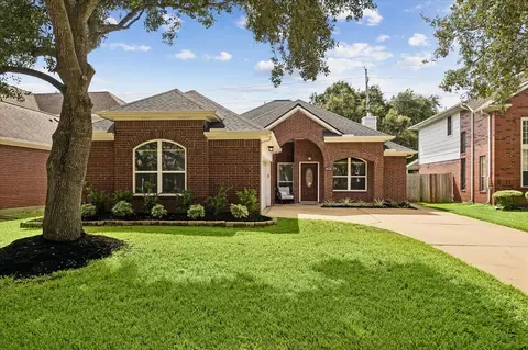 4502 Topaz Trail Dr, Sugar Land, TX 77479