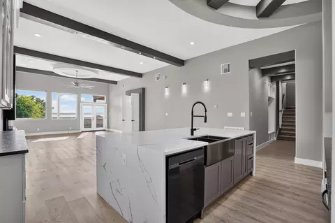 Kitchen - 14951 Pollux Dr, Willis, TX 77318 photo 1 of 2