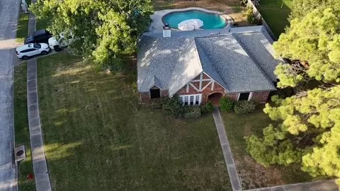 3006 Sugar Wood Dr, League City, TX 77573