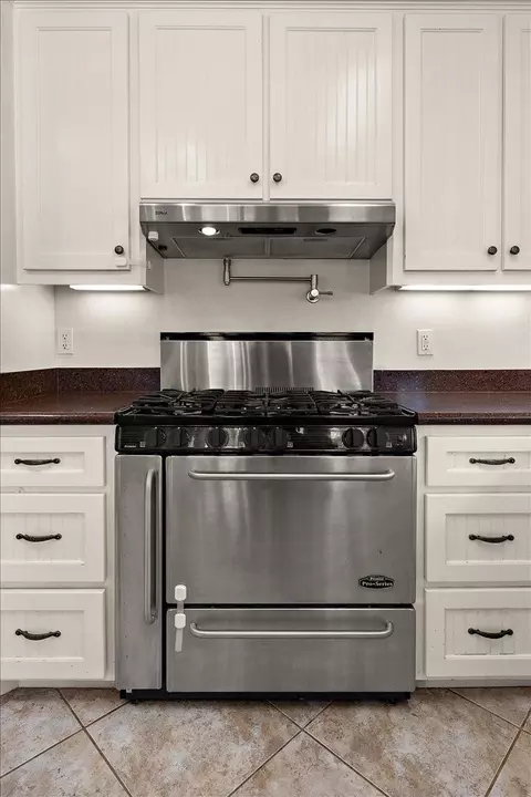 Kitchen - 394 Fm 230, Trinity, TX 75862 photo 4 of 5