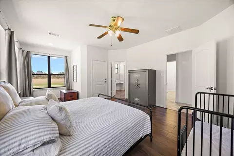 Bedroom - 394 Fm 230, Trinity, TX 75862 photo 4 of 8