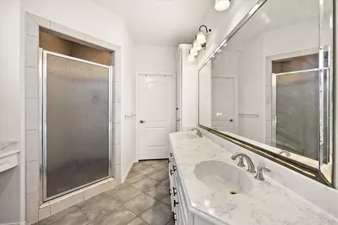 Bath - 394 Fm 230, Trinity, TX 75862 photo 1 of 3