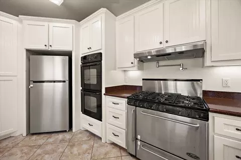Kitchen - 394 Fm 230, Trinity, TX 75862 photo 5 of 5