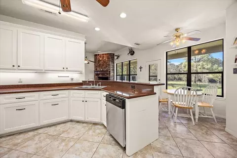 Kitchen - 394 Fm 230, Trinity, TX 75862 photo 3 of 5