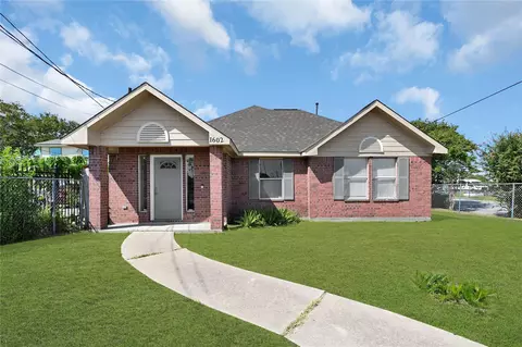 1602 Monroe St, Houston, TX 77023