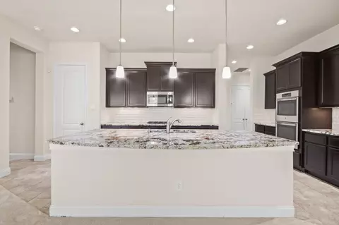 Kitchen - 8931 Leaning Hollow Ln, Spring, TX 77379 photo 2 of 5