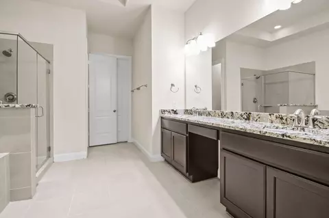 Bath - 8931 Leaning Hollow Ln, Spring, TX 77379 photo 1 of 9