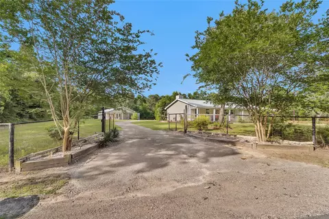 17323 Rabon Chapel Rd, Montgomery, TX 77316