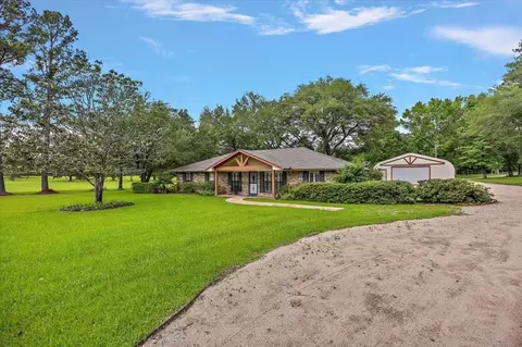 Exterior - 12392 Fm 355, Trinity, TX 75862 photo 2 of 13
