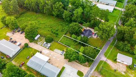 3414 Powell Rd, Huntsville, TX 77340