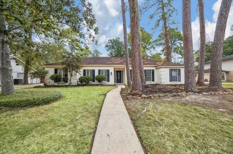 2007 Laurel Hill Dr, Kingwood, TX 77339