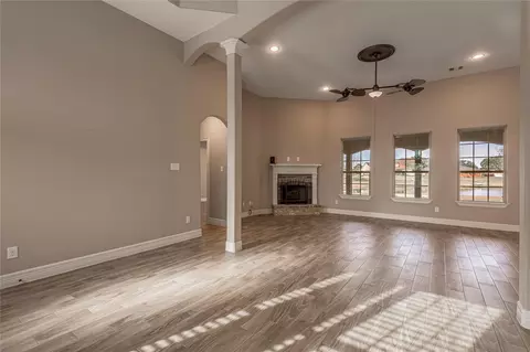 Living - 11 Bluebonnet, Trinity, TX 75862 photo 2 of 7