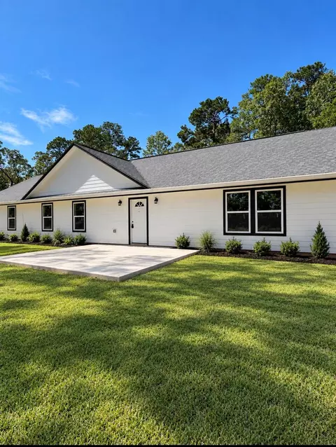 124 Deane Dr, Livingston, TX 77351