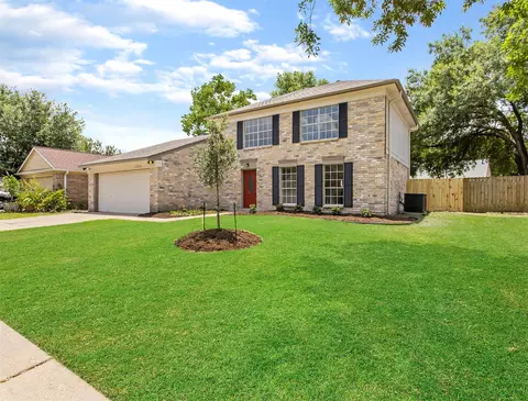 13219 Klamath Falls Dr, Houston, TX 77041