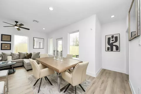 9028 Scott St, Houston, TX 77051