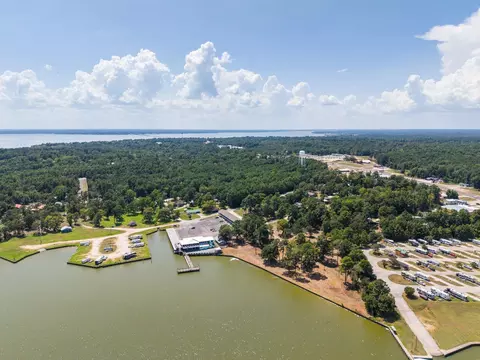 272 Artesian, Onalaska, TX 77360 photo 5