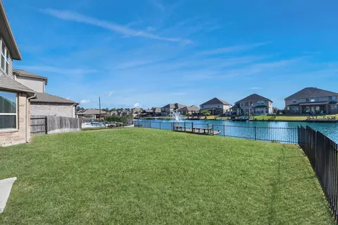 Exterior - 29482 Westhope Dr, Spring, TX 77386 photo 8 of 9