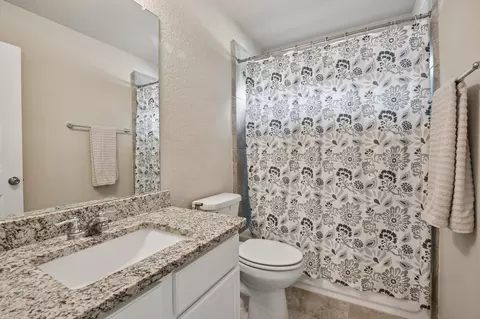 Bath - 29482 Westhope Dr, Spring, TX 77386 photo 3 of 6