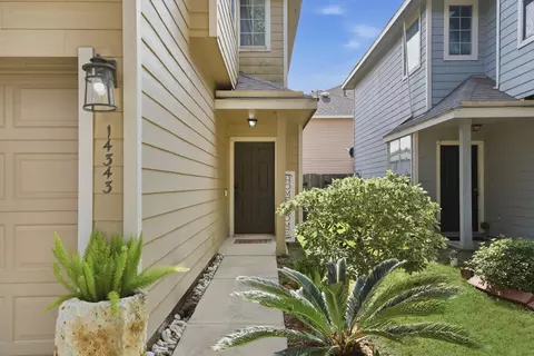 14343 Mirkwood Ln, Houston, TX 77014