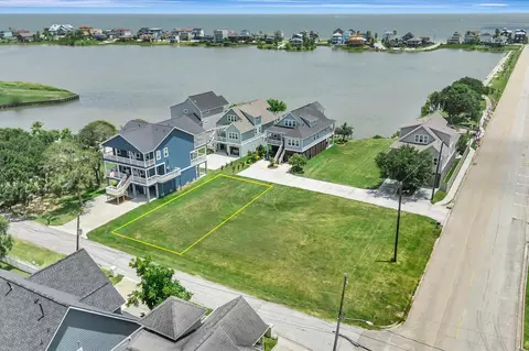 0 Hall St #LOT 3, Seabrook, TX 77586