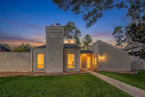 11830 Thoreau Dr, Montgomery, TX 77356