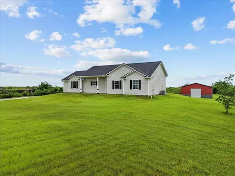10015 S Redfish Dr, Hitchcock, TX 77563