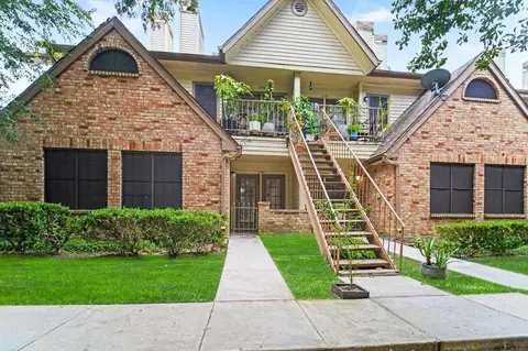 2425 Holly Hall St #139, Houston, TX 77054